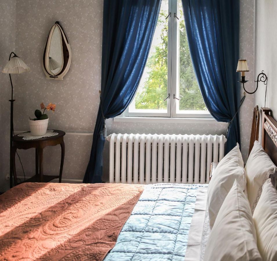 Neitsytniemen Kartanohotelli Virasoja Esterno foto