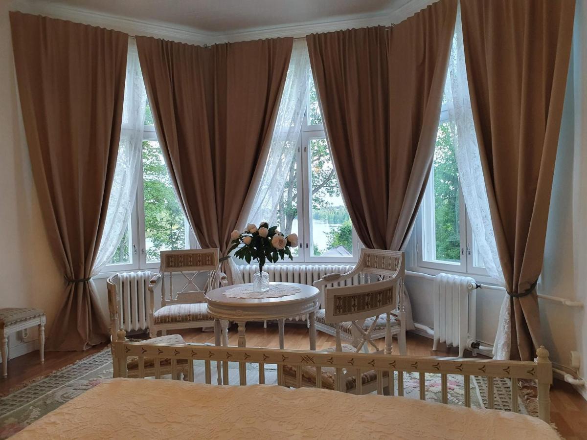 Neitsytniemen Kartanohotelli Virasoja Esterno foto