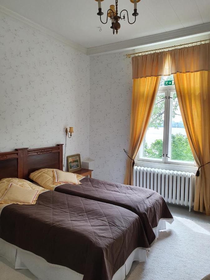 Neitsytniemen Kartanohotelli Virasoja Esterno foto