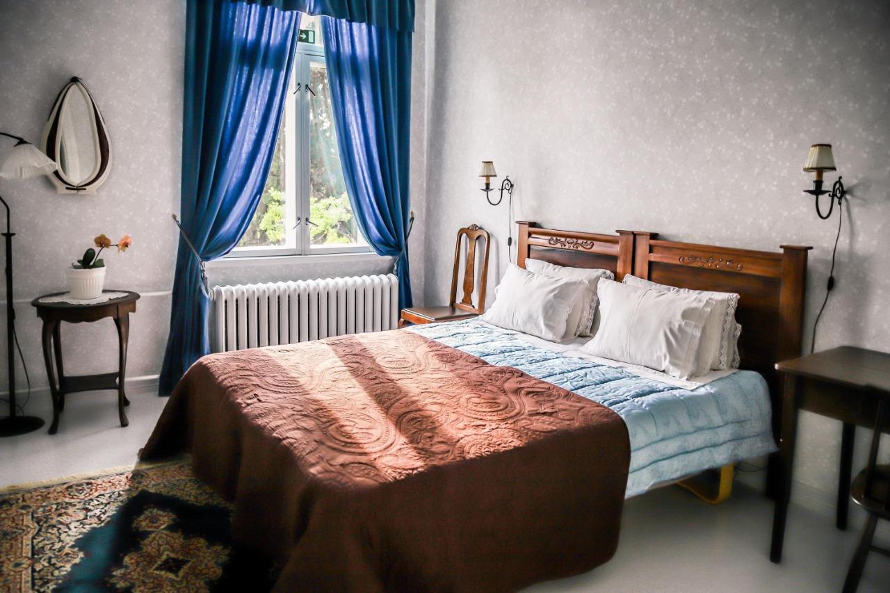 Neitsytniemen Kartanohotelli Virasoja Esterno foto